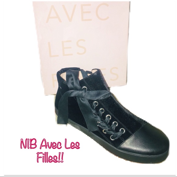 •LAST 1!! AVEC FILLES NIB Valerie Ribbon Sneakers• - Picture 2 of 8